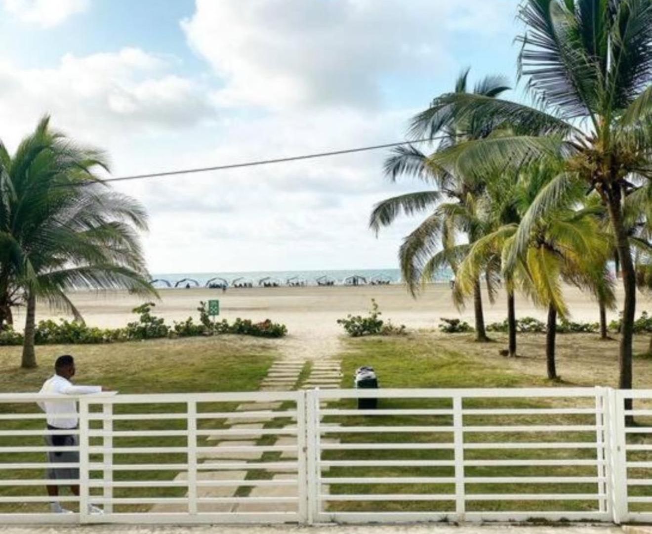 Apartamento Morros Vitri Apto Familiar En Primera Linea De Playa *
